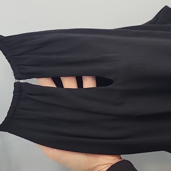 Vince Camuto High neck black Cami Tank - Picture 6 of 6